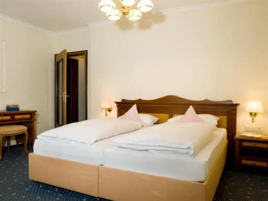 Hotel Sacher-Stoiber Bad Füssing Extérieur photo