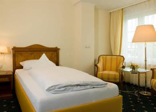 Hotel Sacher-Stoiber Bad Füssing Extérieur photo